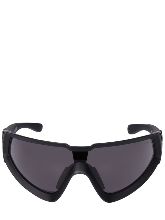 Moncler: Wrapid futuristic shape sunglasses - Black/Smoke - men_0 | Luisa Via Roma