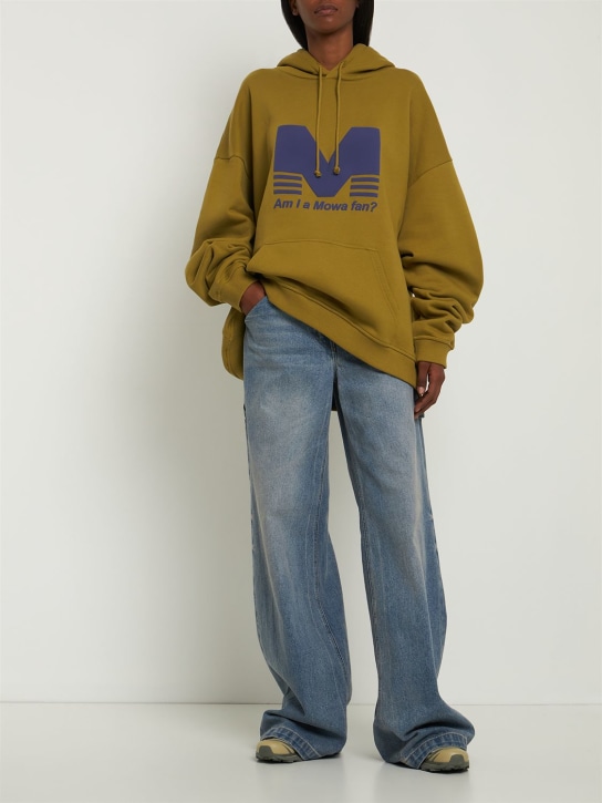 Mowalola: Sweat oversize en coton imprimé logo à capuche - Kaki - women_1 | Luisa Via Roma