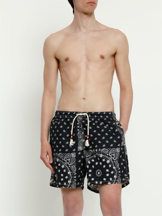 Mc2 Saint Barth: 混合手帕印花科技织物沙滩裤 - 黑色 - men_1 | Luisa Via Roma