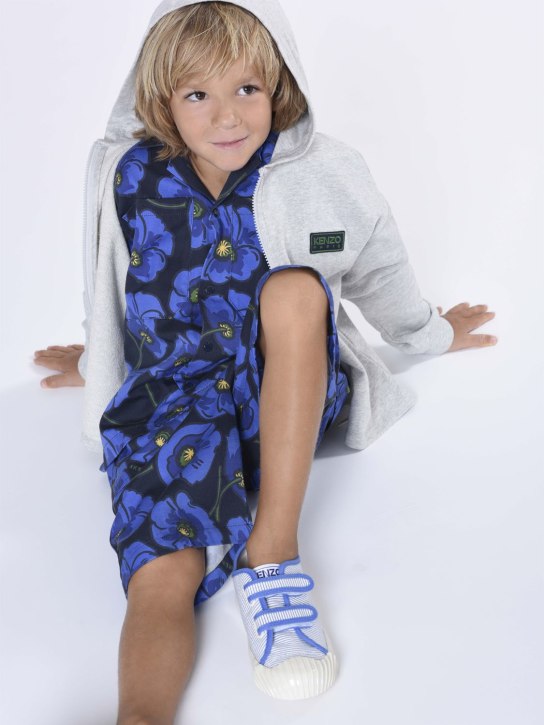 Kenzo Kids: Baskets à scratch en coton à rayures - White/Navyblue - kids-boys_1 | Luisa Via Roma
