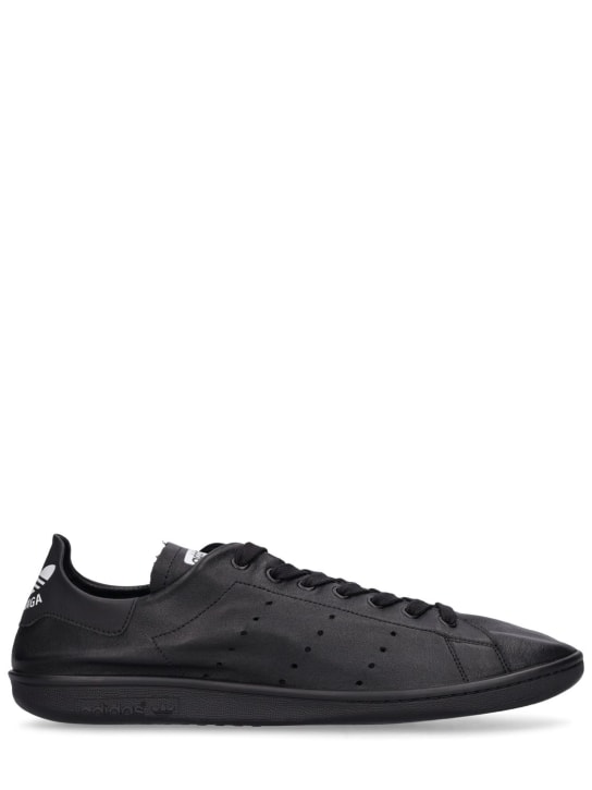 Balenciaga: Adidas Stan Smith运动鞋 - 黑色 - men_0 | Luisa Via Roma