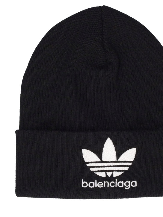 Balenciaga: Adidas logo便帽 - 黑色/白色 - women_1 | Luisa Via Roma