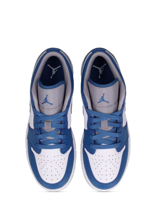 Nike: Air Jordan 1 low sneakers - kids-boys_1 | Luisa Via Roma