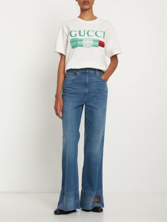 Gucci: T-Shirt aus Baumwolle mit G-Loved-Druck - Sunlight - women_1 | Luisa Via Roma