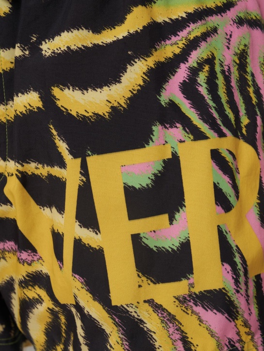 Versace: Badeshorts aus Nylon mit Logodruck - Bunt - men_2 | Luisa Via Roma