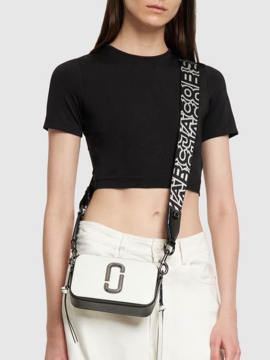 Marc Jacobs: The Snapshot leather shoulder bag - Black/White - women_1 | Luisa Via Roma