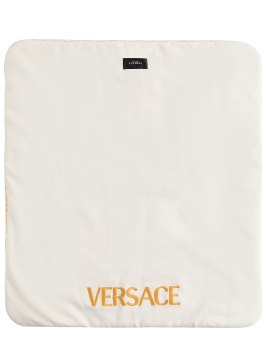 Versace: Coperta in cotone con logo e stampa Barocco - kids-girls_0 | Luisa Via Roma
