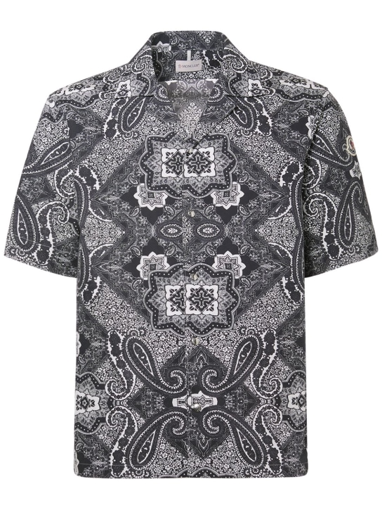 Moncler: Bedrucktes, kurzärmeliges Hemd aus Popeline - Pastellgrau - men_0 | Luisa Via Roma