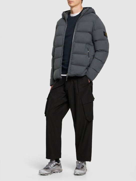 Stone Island: Nahtlose Daunenjacke „Tunnel“ - men_1 | Luisa Via Roma