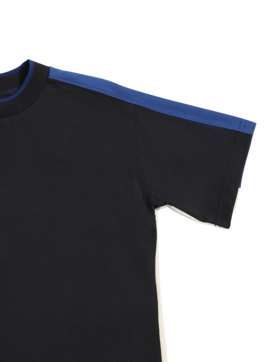 Emporio Armani: T-shirt en jersey de coton color-block - Bleu Marine/Blanc - kids-boys_1 | Luisa Via Roma