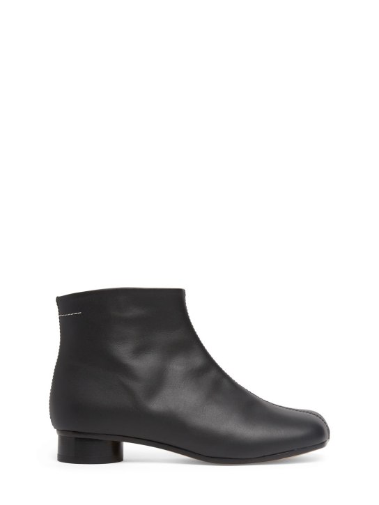 MM6 Maison Margiela: Tabi leather ankle boots - Black - kids-girls_0 | Luisa Via Roma