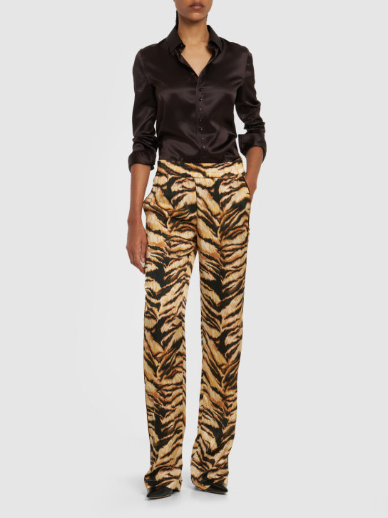 Roberto Cavalli: Tiger printed satin wide pants - women_1 | Luisa Via Roma