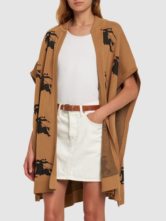Burberry: Knight printed cotton cape - Camel - women_1 | Luisa Via Roma