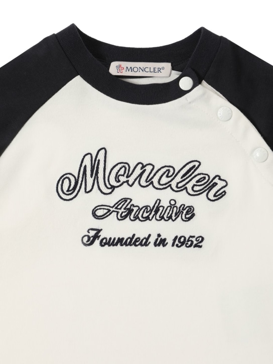 Moncler: T-shirt in cotone stretch - Natural - kids-boys_1 | Luisa Via Roma