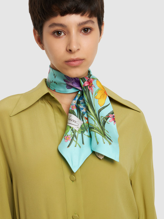 Gucci: Flora print silk neck bow - women_1 | Luisa Via Roma