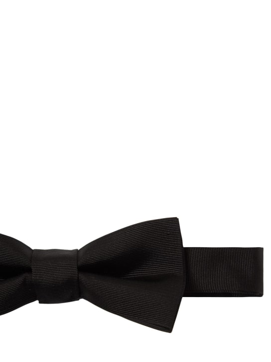 Dsquared2: D2 Classic silk bow tie - Black - men_1 | Luisa Via Roma