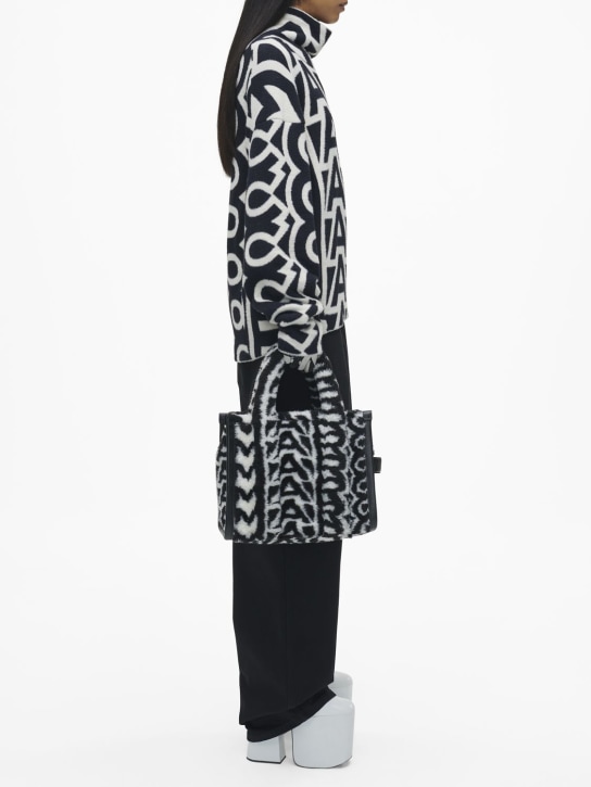Marc Jacobs: Tasche aus Kunstpelz „The Medium Tote“ - Schwarz/Elfenbe - women_1 | Luisa Via Roma