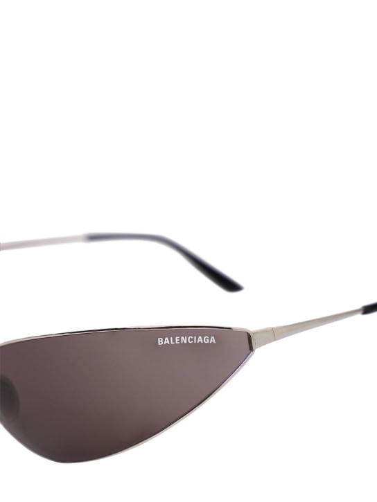 Balenciaga: 0315S Razor Cat metal sunglasses - Black - women_1 | Luisa Via Roma