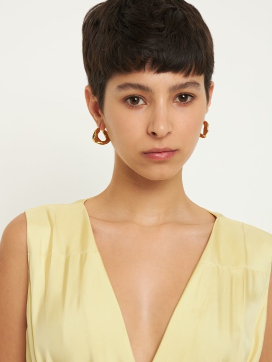 Jil Sander: Waved hoop earrings - Gold - women_1 | Luisa Via Roma