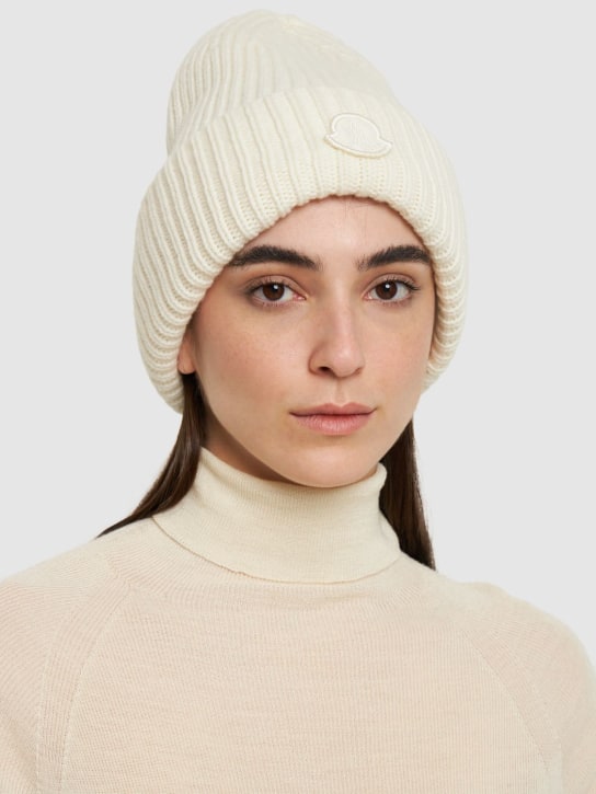 Moncler: Wool hat - White - women_1 | Luisa Via Roma