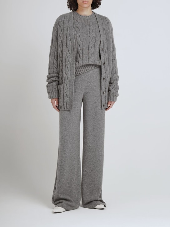Loro Piana: Napier cable knit cashmere pants - women_1 | Luisa Via Roma