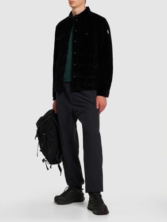 Moncler Grenoble: Gelt Shacket 코튼 혼방 셔츠 재킷 - 블랙 - men_1 | Luisa Via Roma