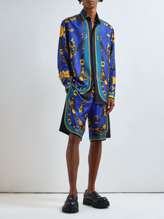 Versace: Camisa de sarga de seda estampada - Navy - men_1 | Luisa Via Roma