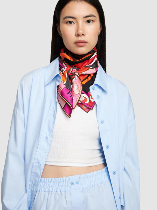 Pucci: Printed silk twill scarf - Nerofuxia - women_1 | Luisa Via Roma