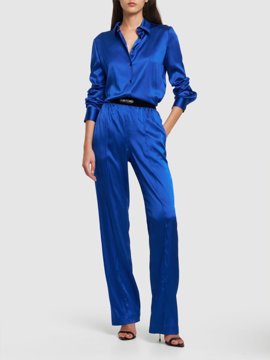Tom Ford: Pyjamahemd aus Stretch-Seidensatin - Blau - women_1 | Luisa Via Roma