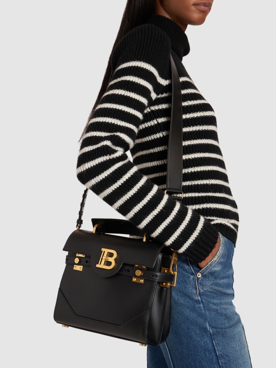 Balmain: Bbuzz 23 smooth leather top handle bag - 0pa Noir - women_1 | Luisa Via Roma