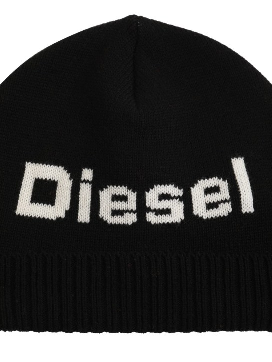 Diesel Kids: Wool & cotton knit beanie w/ logo - Black - kids-boys_1 | Luisa Via Roma