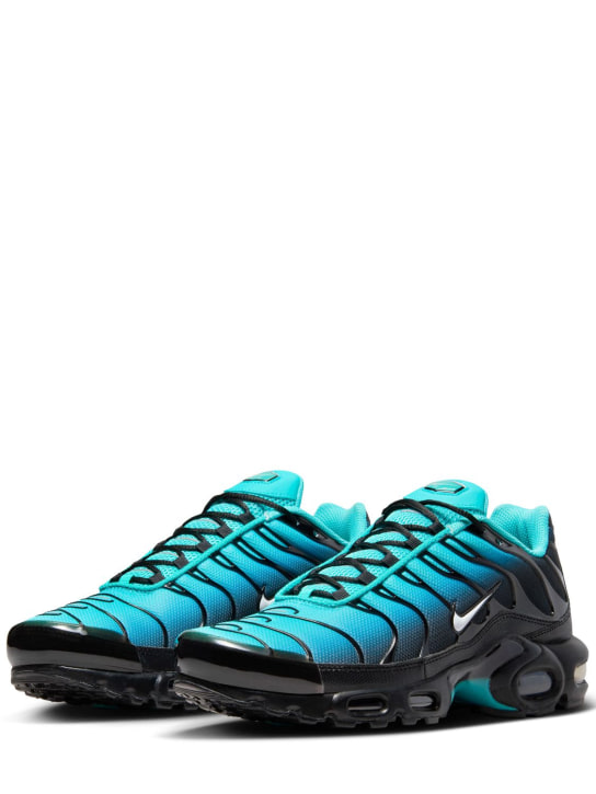 Nike: Sneakers Air Max Plus - men_1 | Luisa Via Roma