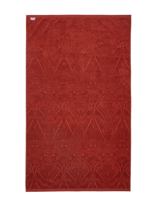 Liberty: Ianthe hand towel - Red - ecraft_4 | Luisa Via Roma