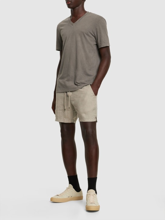 James Perse: Lightweight linen shorts - Bej - men_1 | Luisa Via Roma