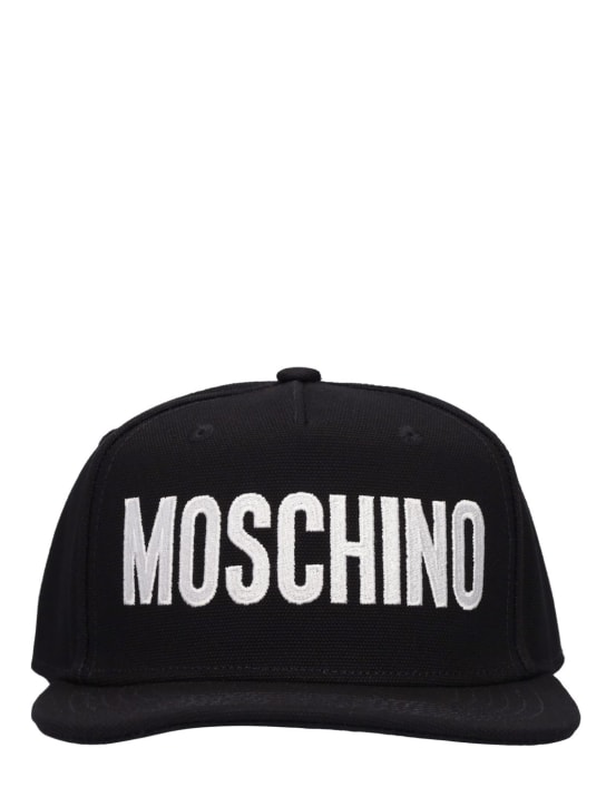 Moschino: Logo刺绣棉质帆布棒球帽 - 黑色/白色 - men_0 | Luisa Via Roma