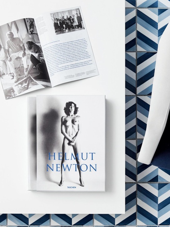 Taschen: Helmut Newton. SUMO. 20th Anniversary Ed - Grey - ecraft_4 | Luisa Via Roma
