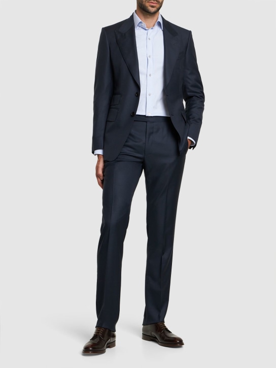 Tom Ford: Anzug aus Super 110's-Wolle „Shelton“ - men_1 | Luisa Via Roma