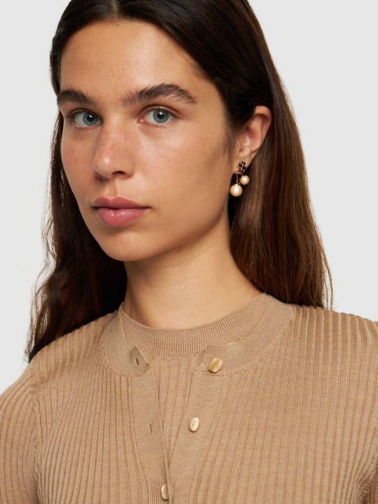 Tory Burch: Kira faux pearl front-back earrings - women_1 | Luisa Via Roma