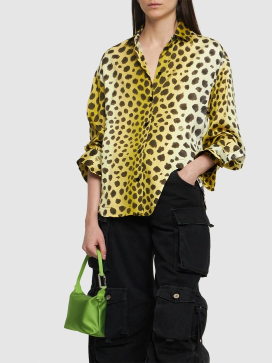 EÉRA: Slim Moon satin top handle bag - Yeşil - women_1 | Luisa Via Roma