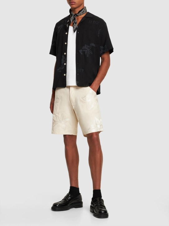 Honor the Gift: B-Summer キャンバスショートパンツ - ベージュ - men_1 | Luisa Via Roma