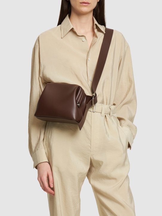 Osoi: Mini Brot leather shoulder bag - Choco Brown - women_1 | Luisa Via Roma