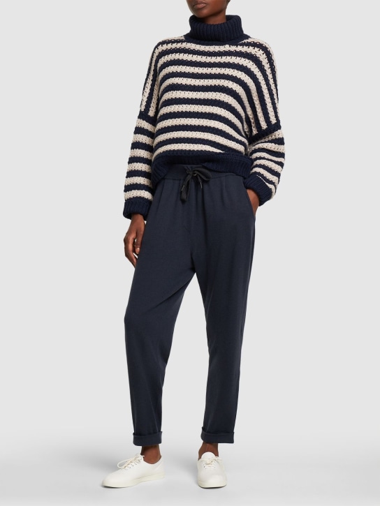 Brunello Cucinelli: Pantaloni jogger in maglia di cashmere - Navy - women_1 | Luisa Via Roma