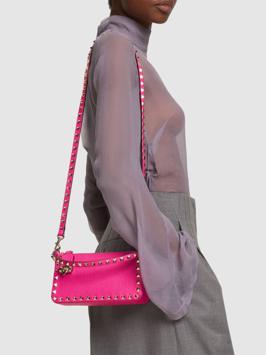 Valentino Garavani: Small Rockstud leather shoulder bag - Pink - women_1 | Luisa Via Roma