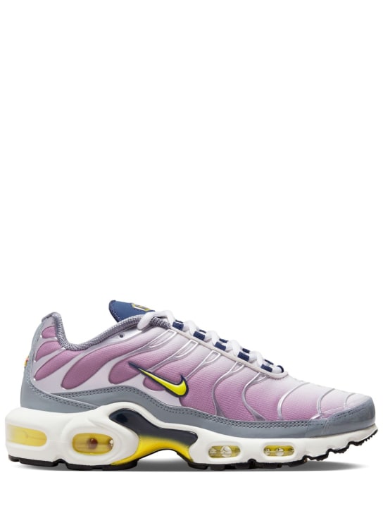 Nike: Sneakers Air Max Plus - Violet Dust - women_0 | Luisa Via Roma