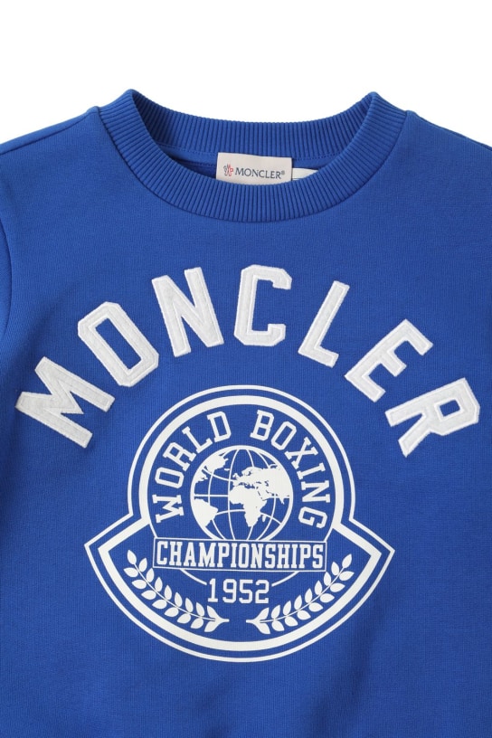 Moncler: Felpa in cotone con logo - Blu Royal - kids-boys_1 | Luisa Via Roma
