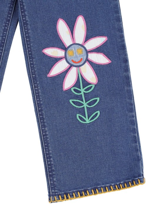 Stella Mccartney Kids: Jeans in denim di cotone organico con ricami - Denim - kids-girls_1 | Luisa Via Roma