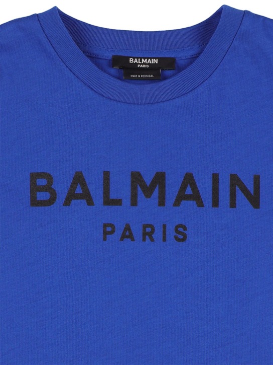 Balmain: T-shirt en jersey de coton biologique à logo - Bleu - kids-boys_1 | Luisa Via Roma