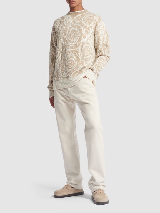 Versace: Barocco Pullover aus Wolle - Sand - men_1 | Luisa Via Roma