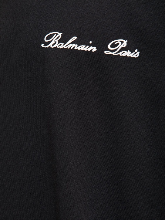Balmain: Logo signature cotton t-shirt - men_3 | Luisa Via Roma