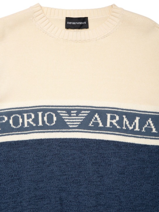Emporio Armani: Cotton knit sweater w/ logo - Açık Mavi - kids-boys_1 | Luisa Via Roma